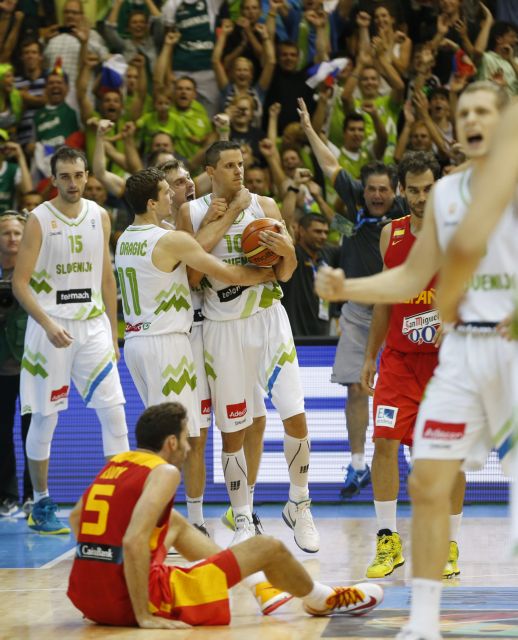 Η Σλοβενία νίκησε την Ισπανία, έσπασαν το ρόδι Κροατία, Τσεχία